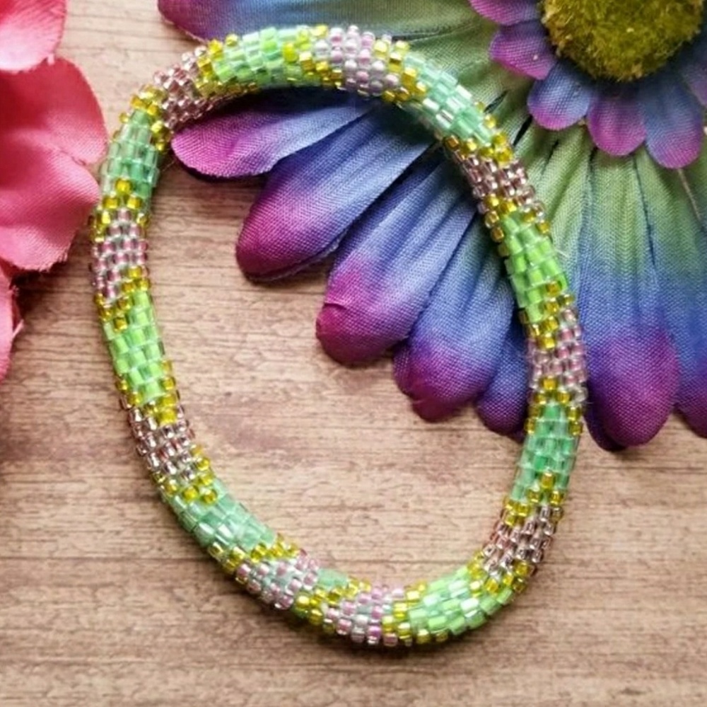 Roll on bracelet green seed bead pink peyote stitch glass beaded boho